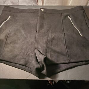 Forever 21 A-Plus Faux Suede Shorts Black